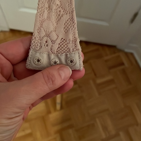 BCBG Maxazria Beats Flutter Sleeve Lace-Up Front Lace Bodysuit - Picture 15 of 16